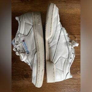 Rebook Classics Club C 85 Vintage sneaker in chalk and sky blue size 6.5